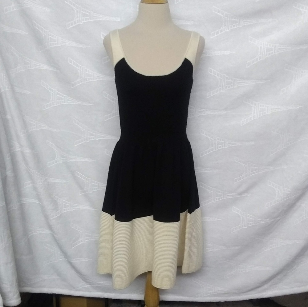 Kate Spade NY 💯% Wool Dress